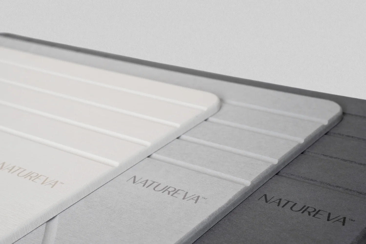 Diatomite Bath Mat Vs Traditional Bath Mats Which Is Better