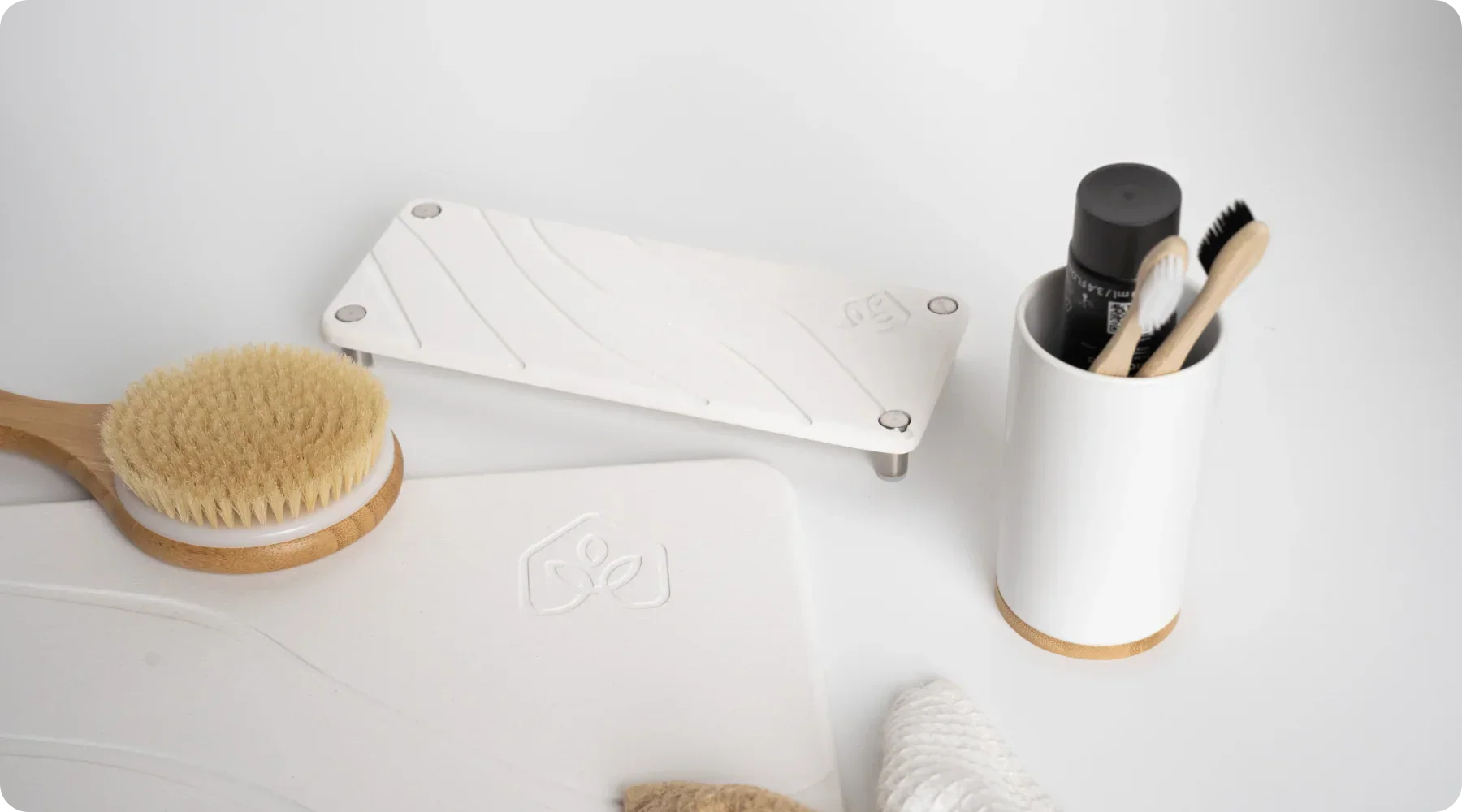 The 7 Minute Bathroom Reset: Dry Floors, Fresh Air, Clear Surfaces